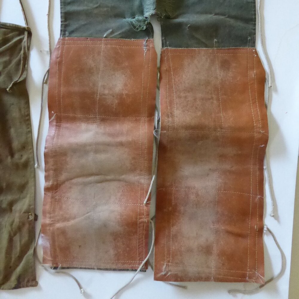 VINTAGE LEATHER CANVAS HAY CARTING WORKING COWBOY FARMER CHAPS (PRE-OWNED) - Picture 6 of 15